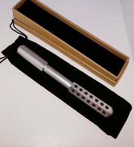 https://i.ebayimg.com/images/g/H68AAOSwUP5cHHQL/s-l300.jpg