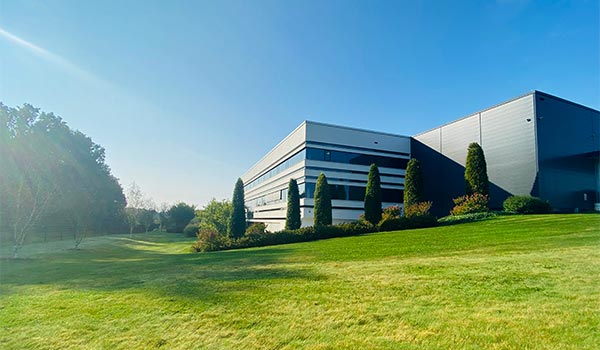 Panasonic Display im Besprechungsraum